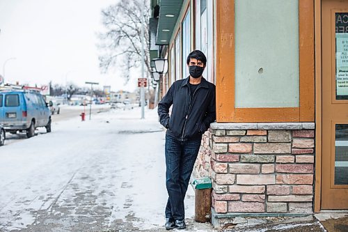 MIKAELA MACKENZIE / WINNIPEG FREE PRESS

Jon Singh, owner of the Green Brier Inn, poses for a portrait at the business in Winnipeg on Friday, Jan. 22, 2021. For Kevin story.

Winnipeg Free Press 2021