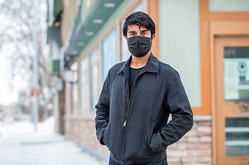 MIKAELA MACKENZIE / WINNIPEG FREE PRESS

Jon Singh, owner of the Green Brier Inn, poses for a portrait at the business in Winnipeg on Friday, Jan. 22, 2021. For Kevin story.

Winnipeg Free Press 2021