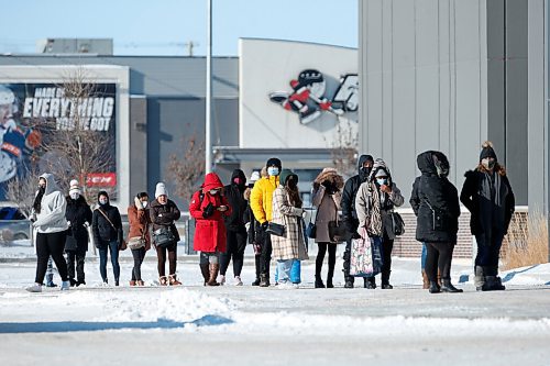 JOHN WOODS / WINNIPEG FREE PRESS
People were out shopping at Homesense and Winners today in Winnipeg Sunday, January 24, 2021. 

Reporter: standup