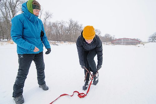 Mike Sudoma / Winnipeg Free Press
Winnipeg Free Press Reporter, Eva Wasney gets instructions from Snow Motion founder/co-ordinator, Susie Strachan as she puts on a special skijoring harness during her first skijoring lesson in La Barriere Park Saturday morning.
January 23, 2021