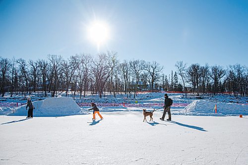 MIKE SUDOMA / WINNIPEG FREE PRESS
The community made, Assiniboine River trail is the perfect way to spend some time to get outside and get some exercise and fresh air.
January 24, 2021