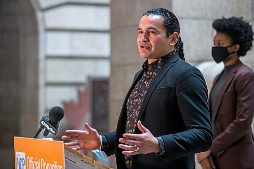 MIKAELA MACKENZIE / WINNIPEG FREE PRESS

NDP leader Wab Kinew speaks to the media at the Manitoba Legislative Building in Winnipeg on Monday, Jan. 25, 2021. For Larry story.

Winnipeg Free Press 2021