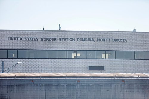 MIKAELA MACKENZIE / WINNIPEG FREE PRESS

The border crossing in Emerson, Manitoba on Wednesday, Jan. 27, 2021. For JS story.

Winnipeg Free Press 2021