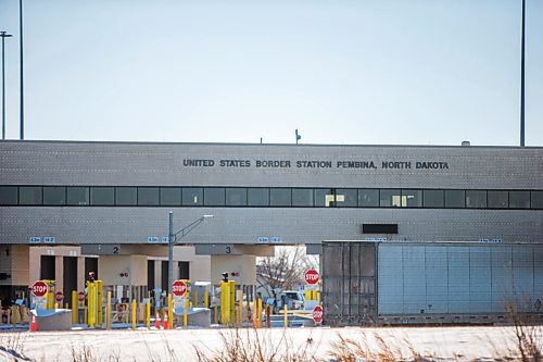 MIKAELA MACKENZIE / WINNIPEG FREE PRESS

The border crossing in Emerson, Manitoba on Wednesday, Jan. 27, 2021. For JS story.

Winnipeg Free Press 2021