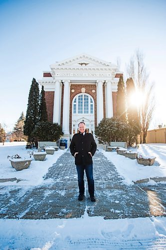 MIKAELA MACKENZIE / WINNIPEG FREE PRESS

Reeve David Carlson poses for a portrait at the courthouse in Emerson, Manitoba on Wednesday, Jan. 27, 2021. For JS story.

Winnipeg Free Press 2021