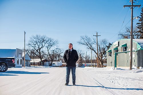 MIKAELA MACKENZIE / WINNIPEG FREE PRESS

Reeve David Carlson poses for a portrait on Church Street in Emerson, Manitoba on Wednesday, Jan. 27, 2021. For JS story.

Winnipeg Free Press 2021