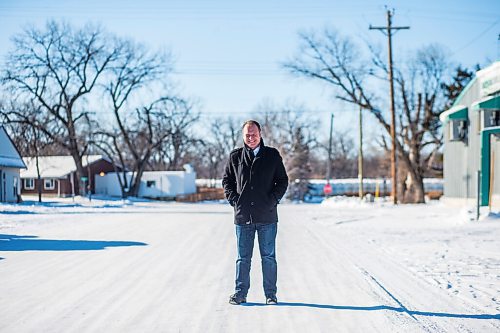 MIKAELA MACKENZIE / WINNIPEG FREE PRESS

Reeve David Carlson poses for a portrait on Church Street in Emerson, Manitoba on Wednesday, Jan. 27, 2021. For JS story.

Winnipeg Free Press 2021