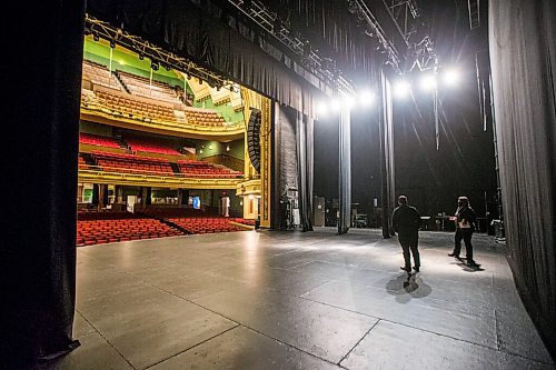 MIKAELA MACKENZIE / WINNIPEG FREE PRESS

The Burton Cummings Theatre stage in Winnipeg on Thursday, Jan. 28, 2021. For Brenda Suderman story.

Winnipeg Free Press 2021