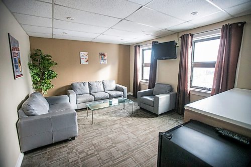 MIKAELA MACKENZIE / WINNIPEG FREE PRESS

A dressing room at the Burton Cummings Theatre in Winnipeg on Thursday, Jan. 28, 2021. For Brenda Suderman story.

Winnipeg Free Press 2021