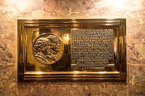 MIKAELA MACKENZIE / WINNIPEG FREE PRESS

A plaque dedicated to the resident ghost, Mabel, at the Burton Cummings Theatre in Winnipeg on Thursday, Jan. 28, 2021. For Brenda Suderman story.

Winnipeg Free Press 2021