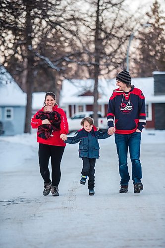 MIKAELA MACKENZIE / WINNIPEG FREE PRESS

Katie German (left), Felix Wiess (five), and Travis Wiess pose for a portrait with one-month-old Jasper Wiess, the new pandemic addition to the family, in Winnipeg on Thursday, Jan. 28, 2021. For Jen Zoratti story.

Winnipeg Free Press 2021