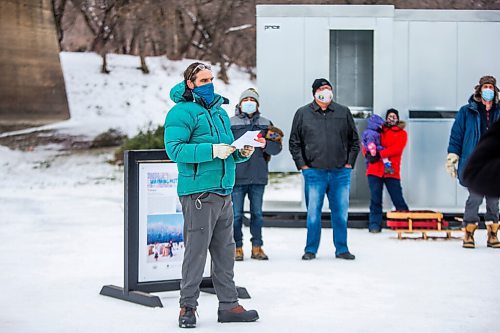 MIKAELA MACKENZIE / WINNIPEG FREE PRESS

Architect Peter Hargraves speaks at the warming hut unveiling at The Forks in Winnipeg on Friday, Jan. 29, 2021. For Al Small story.

Winnipeg Free Press 2021