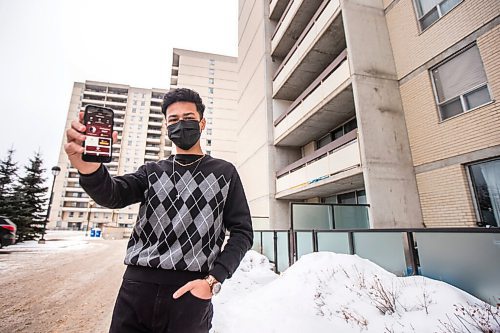 MIKAELA MACKENZIE / WINNIPEG FREE PRESS

Young entrepreneur Marco Soares poses for a portrait with his MathCrack app in Winnipeg on Monday, Feb. 1, 2021. For --- story.

Winnipeg Free Press 2021