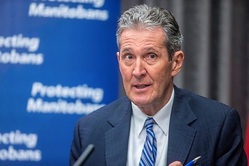 MIKAELA MACKENZIE / WINNIPEG FREE PRESS

Premier Brian Pallister speaks to the media about possible COVID-19 measure loosening at the Manitoba Legislative Building in Winnipeg on Thursday, Feb. 4, 2021. For Larry Kusch story.

Winnipeg Free Press 2021