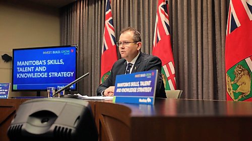 RUTH BONNEVILLE / WINNIPEG FREE PRESS 

LOCAL - Ewasko

Advanced Education, Skills and Immigration Minister, Wayne Ewasko, announces new funding for skills and training courses during a press conference at the Legislative Building Monday. 


Feb 08, 2021
