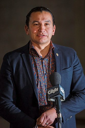 MIKE DEAL / WINNIPEG FREE PRESS
Opposition leader Wab Kinew talks to the media Monday afternoon.
See Larry Kusch story
210208 - Monday, February 08, 2021.