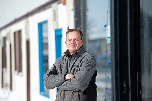 MIKE SUDOMA / WINNIPEG FREE PRESS
Tim Feduniw, Director of Economic Devolopment, stands in front of businesses along Manitoba Ave in Selkirk Friday afternoon
February 5, 2021