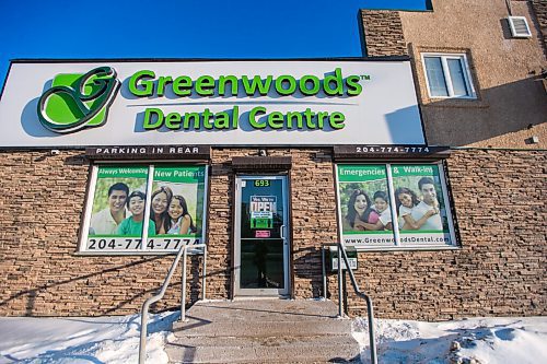 MIKAELA MACKENZIE / WINNIPEG FREE PRESS

Greenwoods Dental Centre, which is suing a patient and her friend after they posted online reviews suggesting an infection the patient got was the result of dirty instruments," in Winnipeg on Monday, Feb. 8, 2021. For Malak story.

Winnipeg Free Press 2021