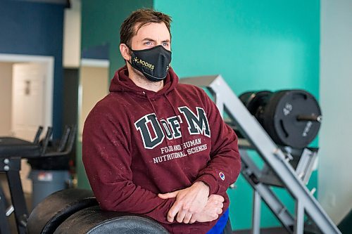 MIKAELA MACKENZIE / WINNIPEG FREE PRESS

Dino Camiré, owner of One Family Fitness, poses for a portrait in the gym in Winnipeg on Tuesday, Feb. 9, 2021. For Temur story.

Winnipeg Free Press 2021