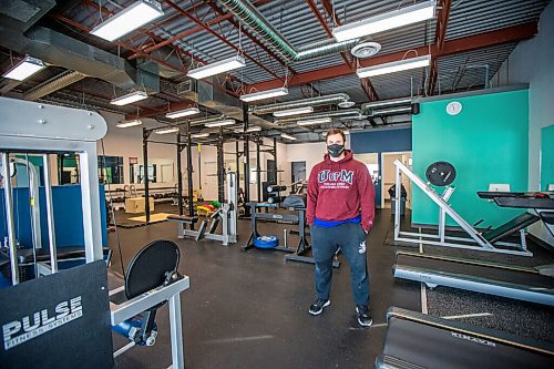 MIKAELA MACKENZIE / WINNIPEG FREE PRESS

Dino Camiré, owner of One Family Fitness, poses for a portrait in the gym in Winnipeg on Tuesday, Feb. 9, 2021. For Temur story.

Winnipeg Free Press 2021