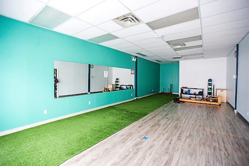 MIKAELA MACKENZIE / WINNIPEG FREE PRESS

The group fitness are at One Family Fitness, which will remain empty for the foreseeable future, in Winnipeg on Tuesday, Feb. 9, 2021. For Temur story.

Winnipeg Free Press 2021