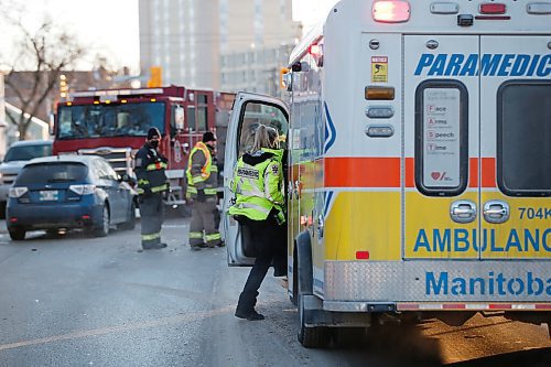 JOHN WOODS / WINNIPEG FREE PRESS
Firefighters and paramedics work a collision scene on Arlington at Bannatyne in Winnipeg Wednesday, February 10, 2021. 

Reporter: Thorpe