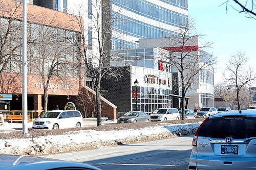 RUTH BONNEVILLE / WINNIPEG FREE PRESS 

Local - Steinbach Main Street

Street scene along Main Street in Steinbach with Coffee Culture in background.  

Feb 11, 2021
