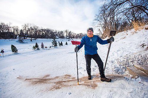 MIKAELA MACKENZIE / WINNIPEG FREE PRESS

Michael Bennett, who's organizing a fundraiser to get people to shovel and maintain river access points in Wolseley, poses for a portrait at the Aubrey access point to the river trail in Winnipeg on Friday, Feb. 12, 2021. For Katie story.

Winnipeg Free Press 2021