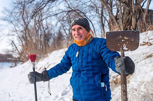 MIKAELA MACKENZIE / WINNIPEG FREE PRESS

Michael Bennett, who's organizing a fundraiser to get people to shovel and maintain river access points in Wolseley, poses for a portrait at the Aubrey access point to the river trail in Winnipeg on Friday, Feb. 12, 2021. For Katie story.

Winnipeg Free Press 2021