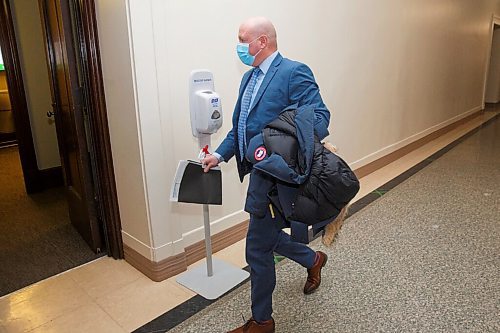 MIKE DEAL / WINNIPEG FREE PRESS
Dr. Brent Roussin, chief provincial public health officer, during the latest COVID-19 update at the Manitoba Legislative building Tuesday. 
210216 - Tuesday, February 16, 2021.