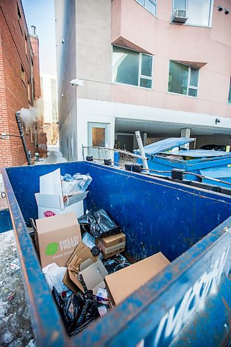 MIKAELA MACKENZIE / WINNIPEG FREE PRESS

Recycling mixed in with garbage at apartment building waste bins in Winnipeg on Wednesday, Feb. 17, 2021. For Sarah story.

Winnipeg Free Press 2021