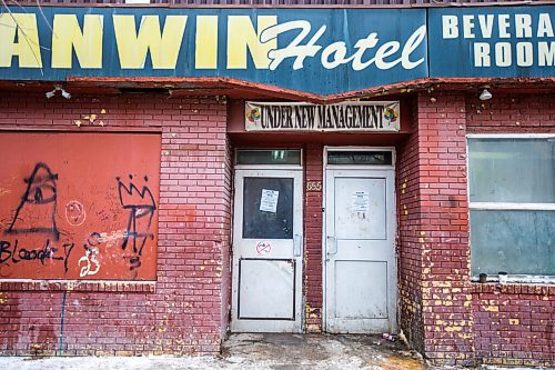 MIKAELA MACKENZIE / WINNIPEG FREE PRESS

The Manwin Hotel, which was shut down by provincial health inspectors because of a lack of heat, in Winnipeg on Thursday, Feb. 18, 2021. For -- story.

Winnipeg Free Press 2021