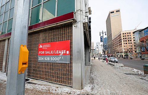 RUTH BONNEVILLE / WINNIPEG FREE PRESS 

Local - Lost City 

For Lease, signs are posted on many retail and office buildings like this one on Portage Ave. Thursday afternoon. 

Story on how the loss in city revenue from less downtown traffic due to COVID.


Feb 18, 2021
