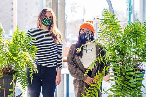 MIKAELA MACKENZIE / WINNIPEG FREE PRESS

Riel Lynch (left) and Jannica Reyes, who founded Winnipeg Free Plants, pose for a portrait with ferns at Fools & Horses in Winnipeg on Friday, Feb. 19, 2021. Jannica and Riel get donations of houseplants and distribute them to Winnipeggers in an effort to help them with their mental health. For Aaron Epp story.

Winnipeg Free Press 2021