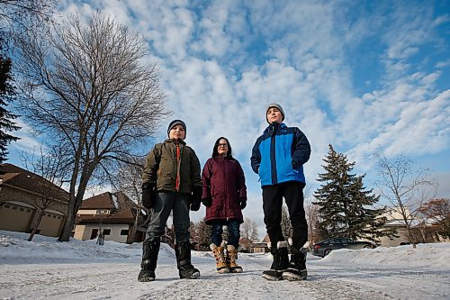JOHN WOODS / WINNIPEG FREE PRESS
Susan Wingert, a parent and letter writing organizer who is asking the government for more information and data regarding the COVID education dashboard, is photographed with her sons Alec, 10, left, and Alden, 12, in Winnipeg, Wednesday, February 24, 2021. Despite provincial promises parents say they still arent getting the information they need to make the right decisions for their families via the new dashboard. 


Reporter: McIntosh