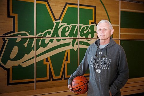 MIKE DEAL / WINNIPEG FREE PRESS
Miles Macdonell Collegiate teacher and Manitoba basketball legend Martin Riley was inducted into the Canada West Hall of Fame this week.
See Taylor Allen story 
210225 - Thursday, February 25, 2021.