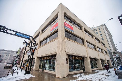 MIKAELA MACKENZIE / WINNIPEG FREE PRESS

The closed-down Second Cup in downtown Winnipeg on Friday, Feb. 26, 2021. For Joyanne story.

Winnipeg Free Press 2021