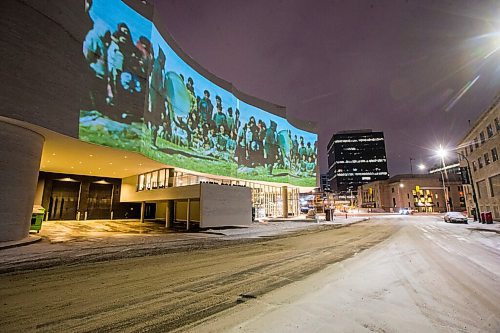 MIKAELA MACKENZIE / WINNIPEG FREE PRESS

Video of contemporary Inuit artwork and imagery is projected onto Qaumajuq, the Inuit art centre, in downtown Winnipeg on Friday, Feb. 26, 2021. The display will play on a loop every half hour between 6pm and 10pm on Fridays and Saturdays starting February 26 and ending March 27, as part of #Qaumajuq365, the Inuit art centres inaugural year. Standup.

Winnipeg Free Press 2021