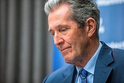 MIKAELA MACKENZIE / WINNIPEG FREE PRESS

Premier Brian Pallister makes an announcement about changes in public health orders at the Manitoba Legislative Building in Winnipeg on Tuesday, March 2, 2021. For Danielle story.

Winnipeg Free Press 2021