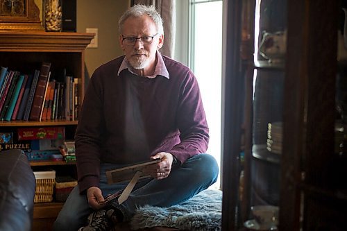 MIKAELA MACKENZIE / WINNIPEG FREE PRESS

Jim Friesen, son of Elisabeth Friesen (who died of COVID-19 at the Rest Haven Nursing Home in November), poses for a portrait with a photo of his mother in Winnipeg on Thursday, March 4, 2021. For Kevin story.

Winnipeg Free Press 2021