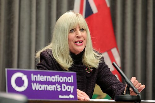 RUTH BONNEVILLE / WINNIPEG FREE PRESS 

LOCAL - International Women's Day

Sport, Culture and Heritage Minister Cathy Cox, minister responsible for the status of women, at press conference for International Women's Day at the Manitoba Legislative Building Monday.  


March 08, 2021
