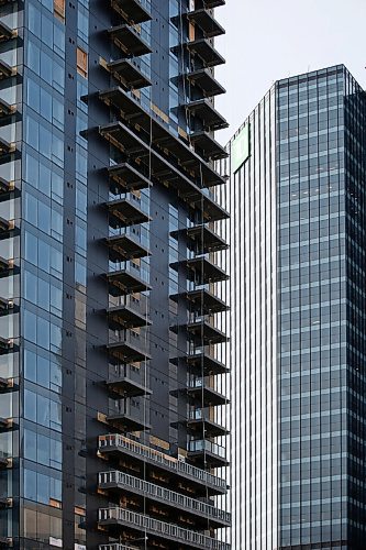 JOHN WOODS / WINNIPEG FREE PRESS
Construction of new building at 300 Main St in Winnipeg photographed Wednesday, March 10, 2021. 

Reporter: Speirs