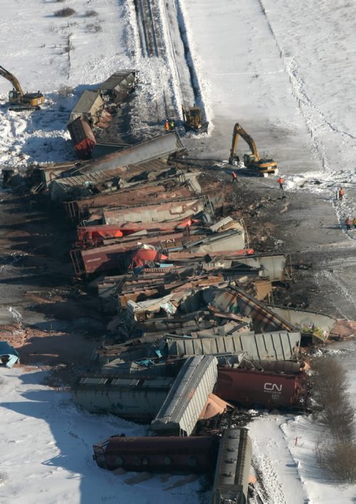 Brandon Sun Fifty six cars loaded with potash lie derailed about 16 kilometres west of Rivers on the main CN line, Thursday afternoon. No one was injured in the mishap. EMBARGO UNTIL 1 AM (Colin Corneau/Brandon Sun)