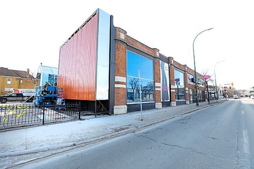 RUTH BONNEVILLE / WINNIPEG FREE PRESS 

Biz - Nygard store. changes to Total Flooring 

Workers place new, orange, siding over what once was a large,N covered in blue  plexiglass, for the Nygard logo, outside the south-east corner of the new Total Flooring business on Friday.  Total Flooring now owns the building and is transforming the space for their new location at 702 Broadway Ave.


See Ben Waldman story. 

March 11 ,2021
