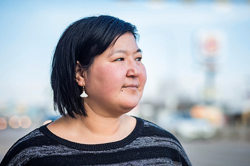 MIKAELA MACKENZIE / WINNIPEG FREE PRESS

Janet Kanayok poses for a portrait at the Manitoba Inuit Association in Winnipeg on Tuesday, March 16, 2021. For Eva Wasney story.

Winnipeg Free Press 2021