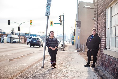 MIKAELA MACKENZIE / WINNIPEG FREE PRESS

Janet Kanayok (left) and Jenelle Sammurtok pose for a portrait at the Manitoba Inuit Association in Winnipeg on Tuesday, March 16, 2021. For Eva Wasney story.

Winnipeg Free Press 2021