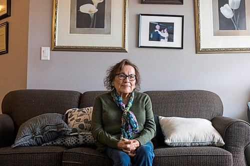 MIKAELA MACKENZIE / WINNIPEG FREE PRESS

Elder Mary Courchene, who gave the WAG its new Anishnaabemowin name, poses for a portrait in her home in Winnipeg on Tuesday, March 16, 2021. For --- story.

Winnipeg Free Press 2021