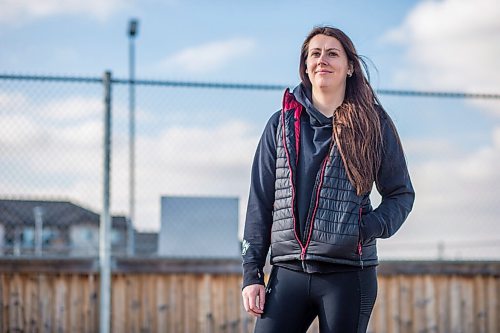 MIKAELA MACKENZIE / WINNIPEG FREE PRESS

Amy Clarkson, who announced her retirement from the Canadian ringette team last week, poses for a portrait at the outdoor rink in Selkirk on Tuesday, March 16, 2021. For Taylor Allen story.

Winnipeg Free Press 2021