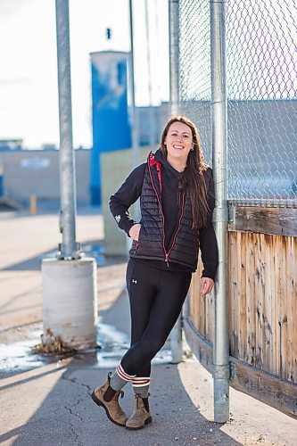 MIKAELA MACKENZIE / WINNIPEG FREE PRESS

Amy Clarkson, who announced her retirement from the Canadian ringette team last week, poses for a portrait at the outdoor rink in Selkirk on Tuesday, March 16, 2021. For Taylor Allen story.

Winnipeg Free Press 2021