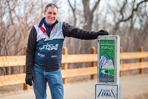 MIKAELA MACKENZIE / WINNIPEG FREE PRESS

Ian Hughes, who is on the board of directors for Trails Manitoba and is an Honour 150 recipient, poses for a portrait in Assiniboine Park in Winnipeg on Wednesday, March 17, 2021. For Aaron Epp story.

Winnipeg Free Press 2021